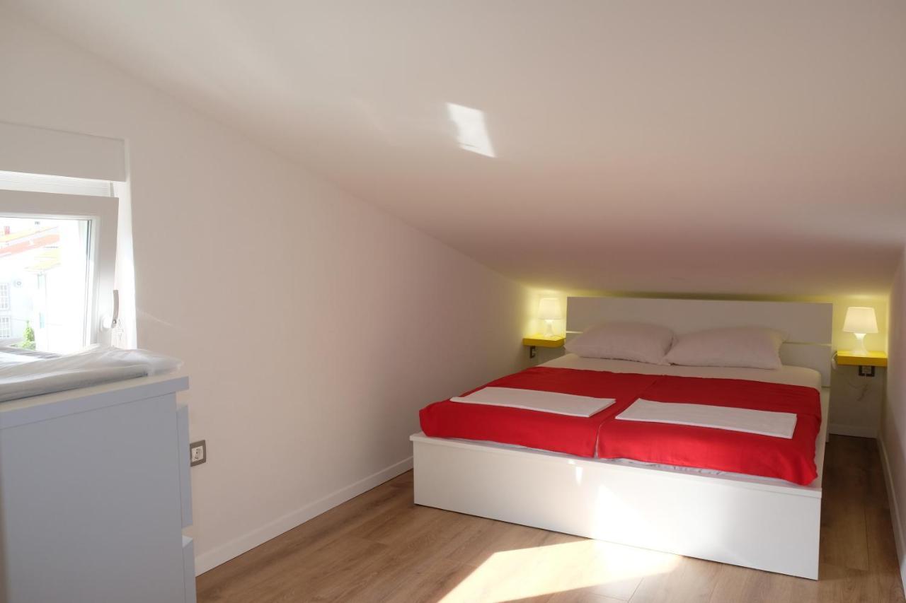 Apartmani Mojca Selce Exterior photo